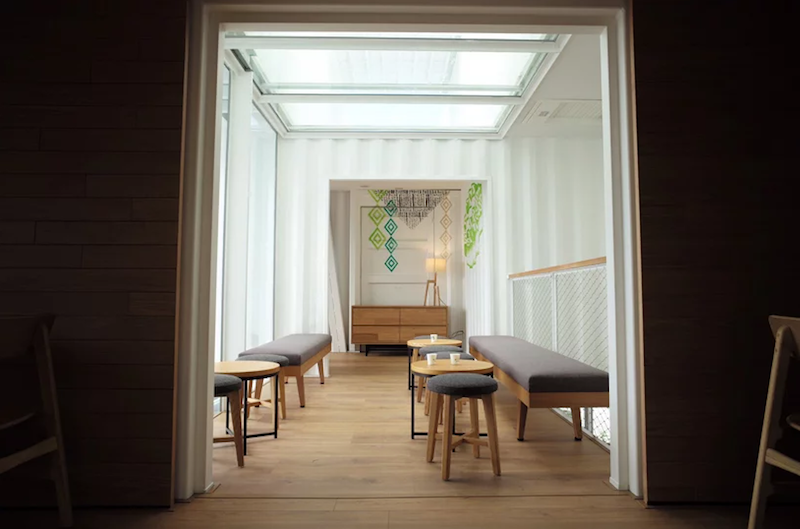 Kengo Kuma Starbucks interior