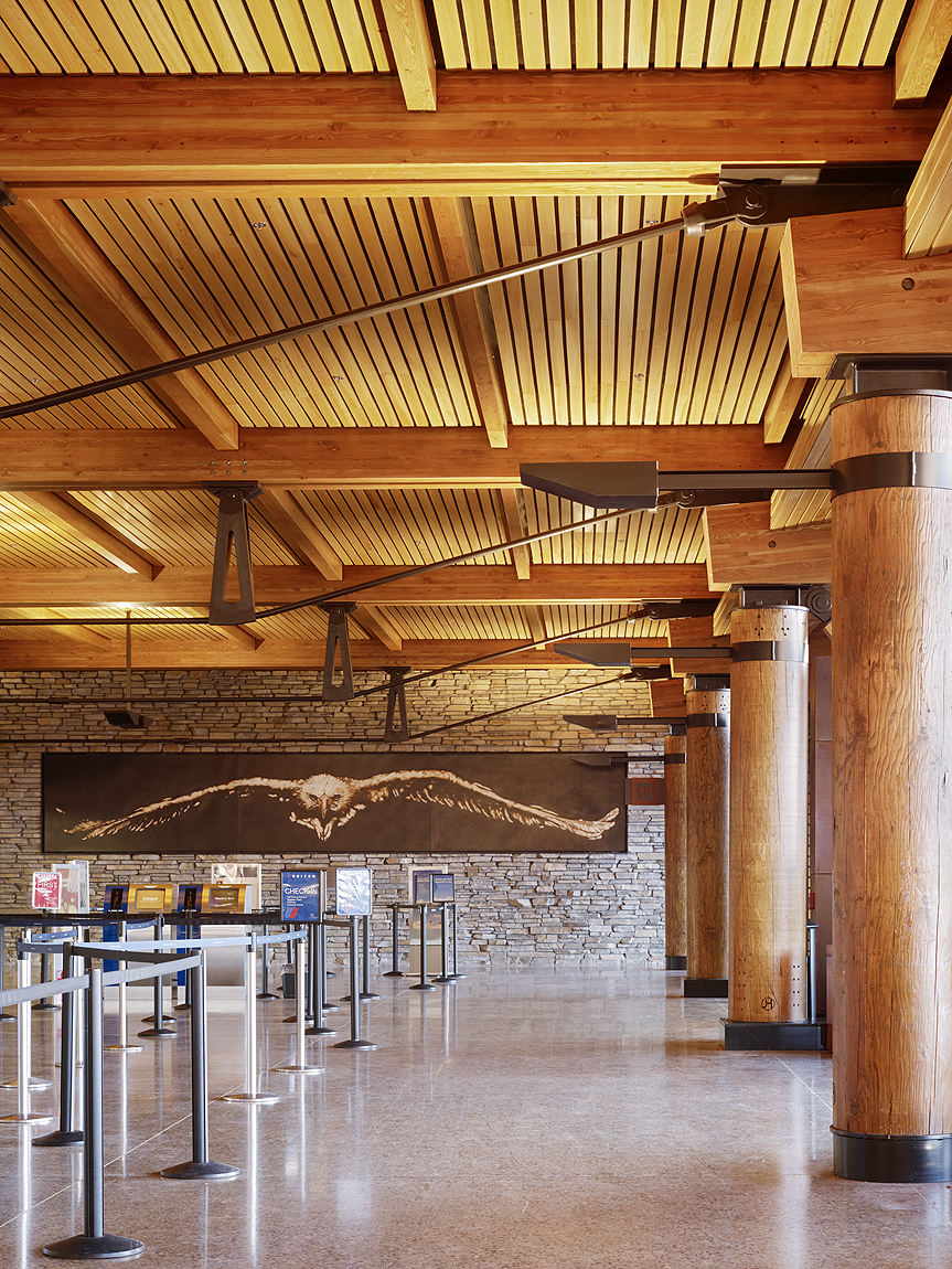 Exposed glulam framework offers quiet complement to Jackson Hole