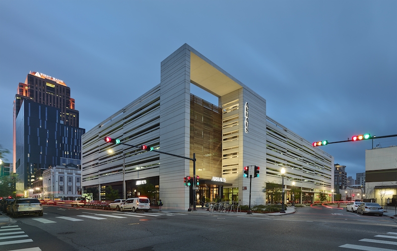 Six-story structure combines a parking garage with street-level retail